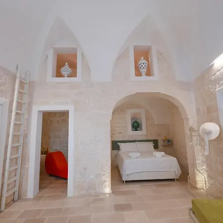 Pietra Bianca Luxury オストゥーニ